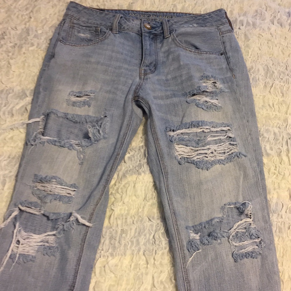 American Eagle Distressed Jeans